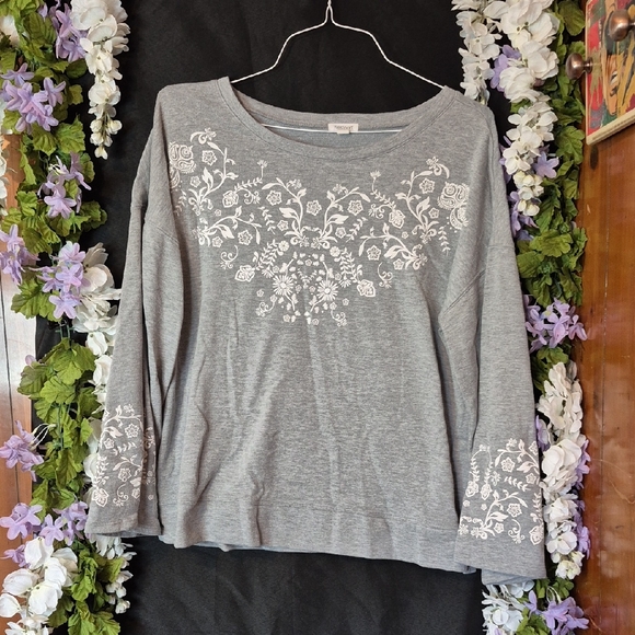 Westport Tops - Westport Gray Sweatshirt with White Floral Screen Print